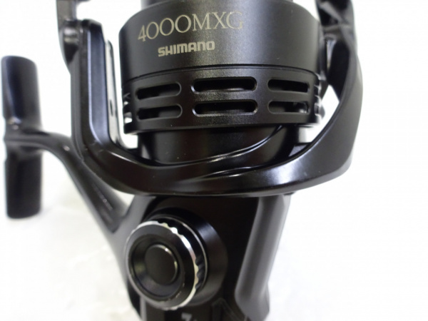 １７エクスセンス ’４０００ＭＸＧ